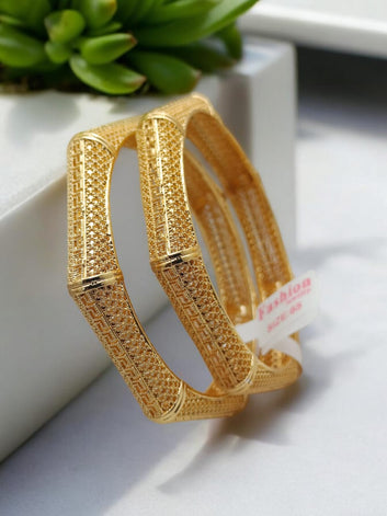 🔥Classic Zircon Gold Plated Bangle🔥